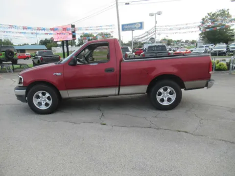 Photos of 2001 Ford F-150 XL for sale in Jefferson City, TN at Farris Motor Company - Jefferson City