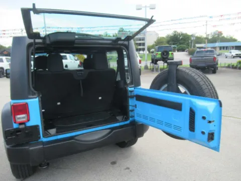More photos of 2018 Jeep Wrangler JK Sport S at Farris Motor Company - Jefferson City, TN