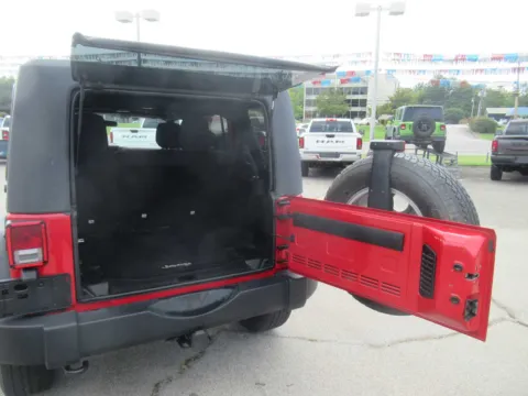 More photos of 2012 Jeep Wrangler Unlimited Sport at Farris Motor Company - Jefferson City, TN