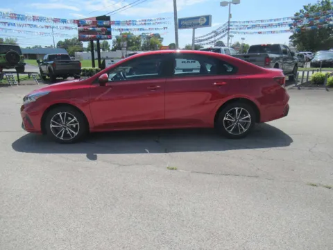 Photos of 2023 Kia Forte LXS for sale in Jefferson City, TN at Farris Motor Company - Jefferson City