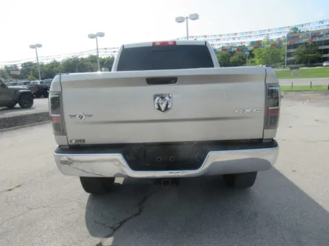 More photos of 2010 Dodge Ram 2500 SLT at Farris Motor Company - Jefferson City, TN