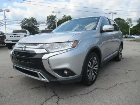 Silver 2019 Mitsubishi Outlander SE for sale in Jefferson City, TN