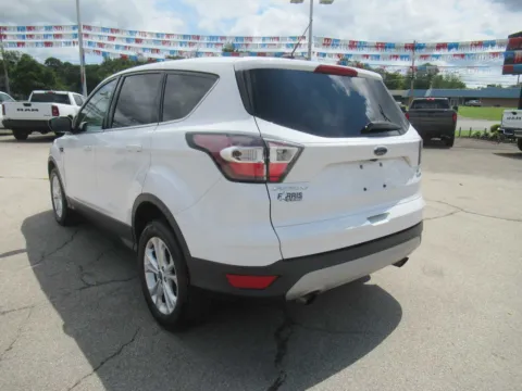Another view of 2017 Ford Escape SE for sale in Jefferson City, TN at Farris Motor Company - Jefferson City