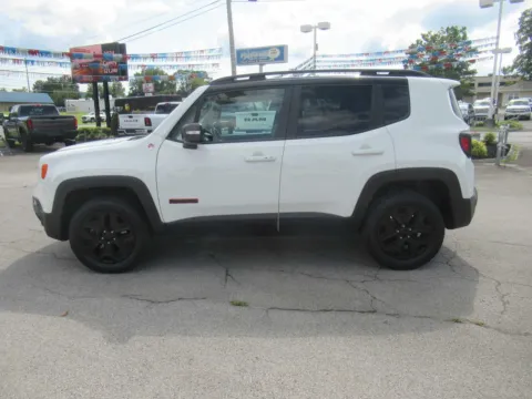 Photos of 2018 Jeep Renegade Trailhawk for sale in Jefferson City, TN at Farris Motor Company - Jefferson City