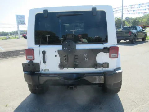 More photos of 2018 Jeep Wrangler JK Unlimited Altitude at Farris Motor Company - Jefferson City, TN