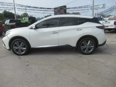 Photos of 2019 Nissan Murano Platinum for sale in Jefferson City, TN at Farris Motor Company - Jefferson City