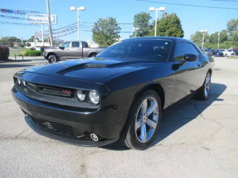 Black 2018 Dodge Challenger R/T for sale in Jefferson City, TN
