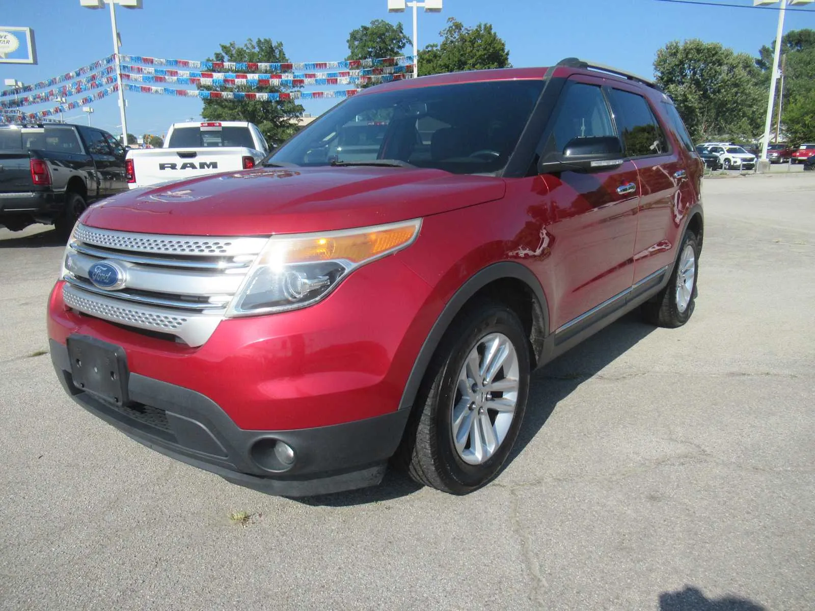 Red 2011 Ford Explorer XLT for sale in Jefferson City, TN
