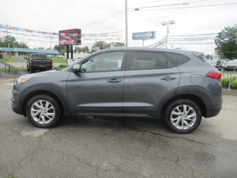 Photos of 2021 Hyundai Tucson SE for sale in Jefferson City, TN at Farris Motor Company - Jefferson City