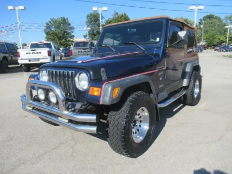Green 2000 Jeep Wrangler Sport for sale in Jefferson City, TN