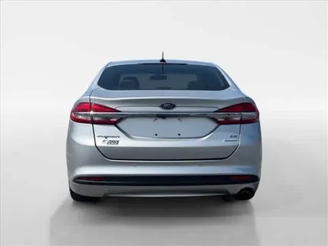 More photos of 2018 Ford Fusion SE at Farris Motor Company - Jefferson City, TN