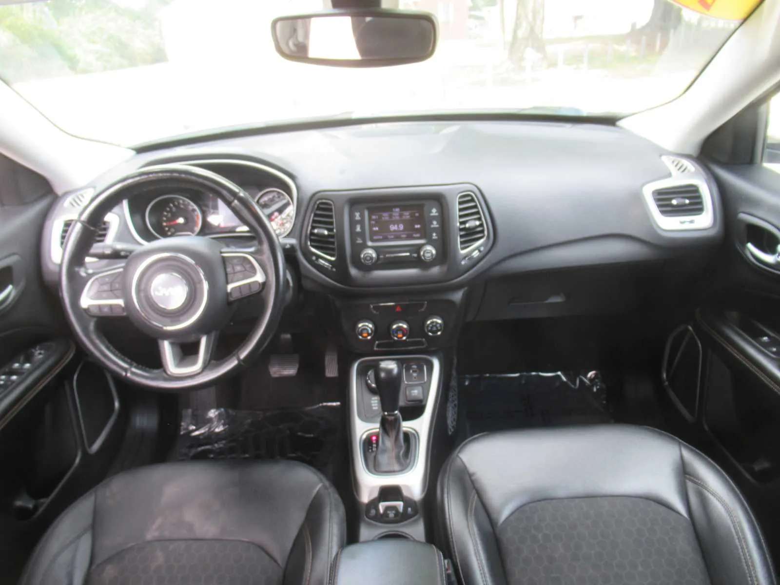 2018 Jeep Compass Latitude - Photo 14