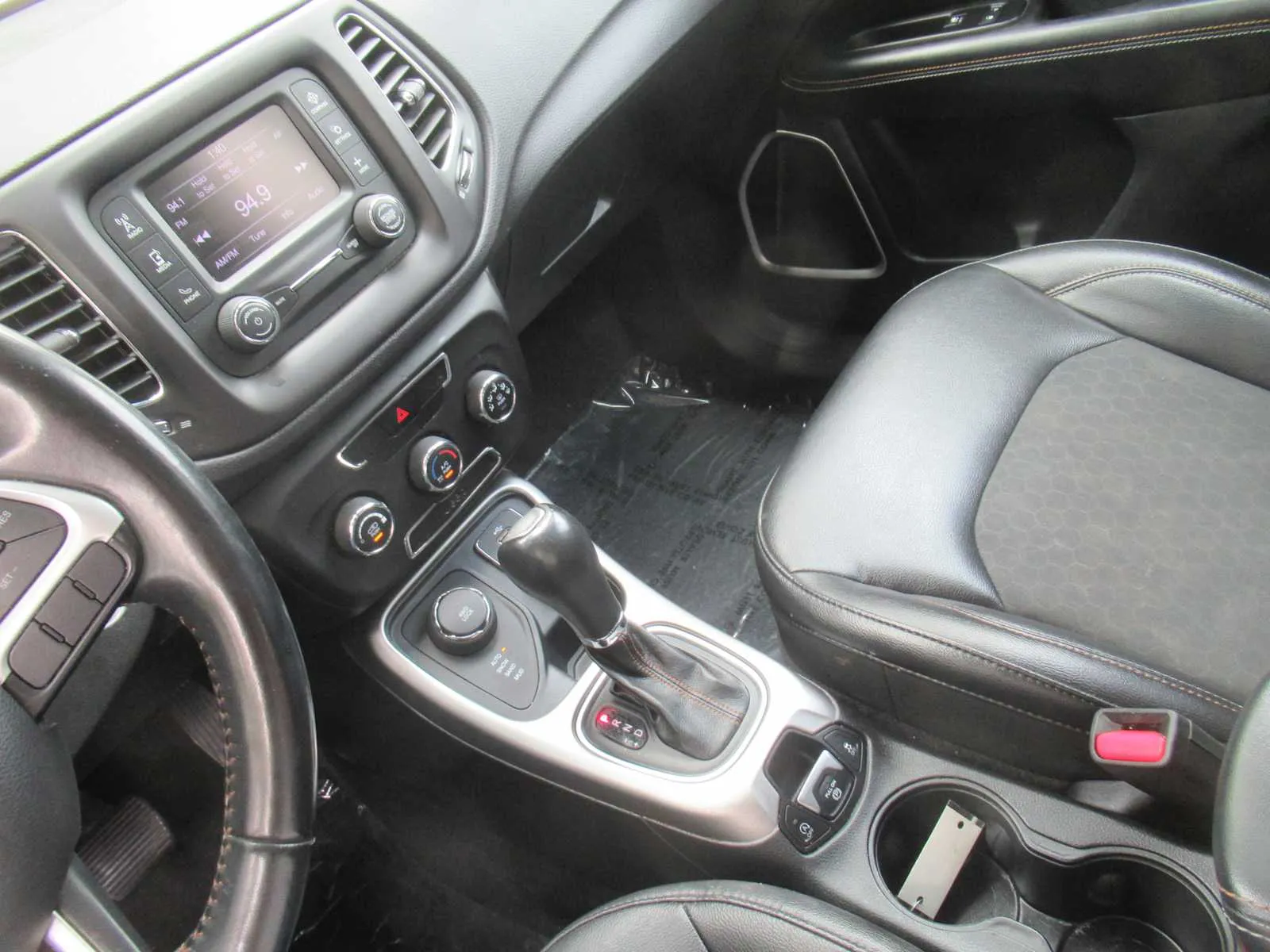 2018 Jeep Compass Latitude - Photo 22