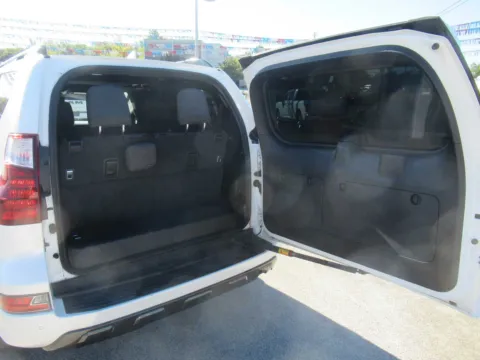 More photos of 2022 Lexus GX 460 at Farris Motor Company - Jefferson City, TN