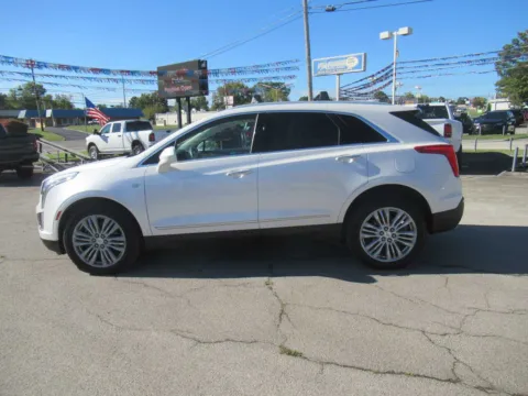 Photos of 2017 Cadillac XT5 Premium Luxury AWD for sale in Jefferson City, TN at Farris Motor Company - Jefferson City