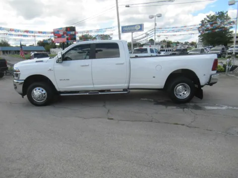 Photos of 2026 Ram 3500 Laramie for sale in Jefferson City, TN at Farris Motor Company - Jefferson City