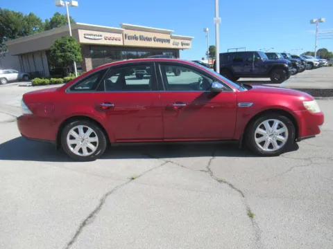 More photos of 2009 Ford Taurus Limited at Farris Motor Company - Jefferson City, TN