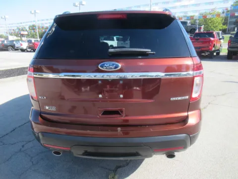 More photos of 2015 Ford Explorer XLT at Farris Motor Company - Jefferson City, TN
