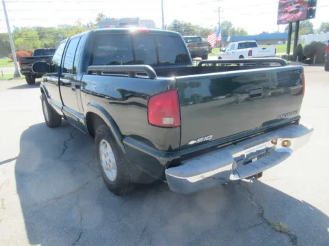Another view of 2002 Chevrolet S-10 LS for sale in Jefferson City, TN at Farris Motor Company - Jefferson City
