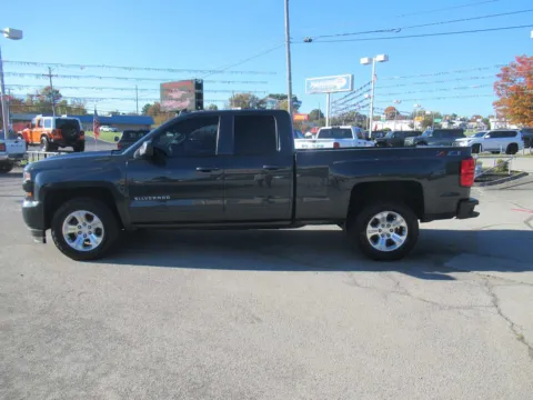 Photos of 2018 Chevrolet Silverado 1500 LT for sale in Jefferson City, TN at Farris Motor Company - Jefferson City