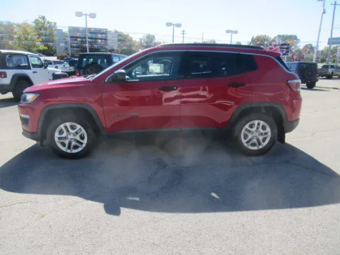 Photos of 2019 Jeep Compass Sport for sale in Jefferson City, TN at Farris Motor Company - Jefferson City