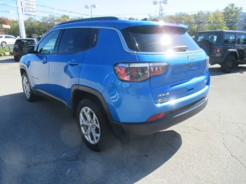 Another view of 2024 Jeep Compass Latitude for sale in Jefferson City, TN at Farris Motor Company - Jefferson City