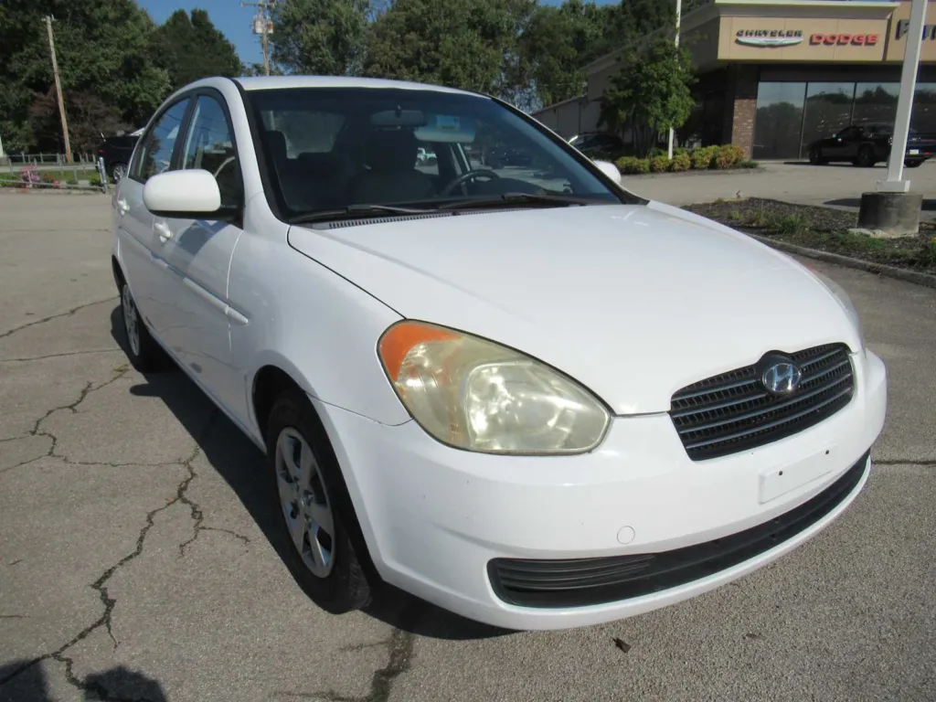 2010 Hyundai Accent GLS for sale in Jefferson City, TN