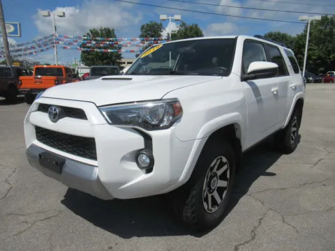 White 2019 Toyota 4Runner TRD Off Road for sale in Jefferson City, TN