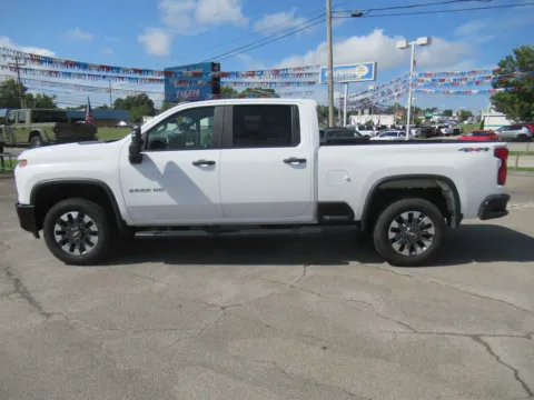 Photos of 2021 Chevrolet Silverado 2500HD Custom for sale in Jefferson City, TN at Farris Motor - Jefferson City