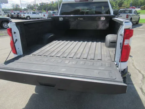 More photos of 2021 Chevrolet Silverado 2500HD Custom at Farris Motor - Jefferson City, TN