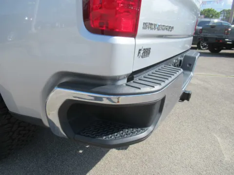 More photos of 2021 Chevrolet Silverado 1500 LT at Farris Motor - Jefferson City, TN