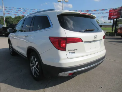 Another view of 2016 Honda Pilot Elite for sale in Jefferson City, TN at Farris Motor - Jefferson City