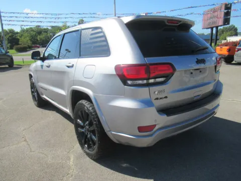 Another view of 2021 Jeep Grand Cherokee Laredo X for sale in Jefferson City, TN at Farris Motor - Jefferson City