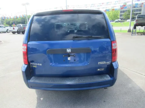 More photos of 2010 Dodge Grand Caravan SE at Farris Motor - Jefferson City, TN