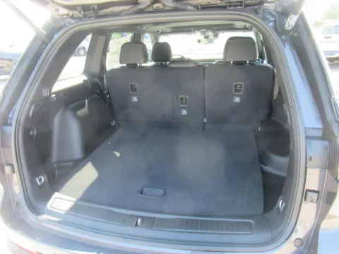More photos of 2025 Jeep Grand Cherokee Altitude X at Farris Motor - Jefferson City, TN