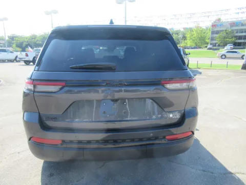 More photos of 2025 Jeep Grand Cherokee Altitude X at Farris Motor - Jefferson City, TN