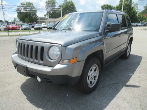 Gray 2013 Jeep Patriot Sport for sale in Jefferson City, TN