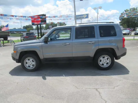 Photos of 2013 Jeep Patriot Sport for sale in Jefferson City, TN at Farris Motor - Jefferson City