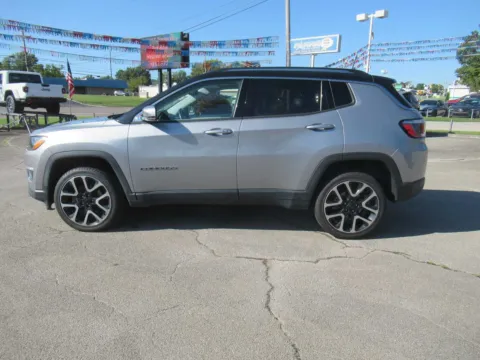 Photos of 2018 Jeep Compass Limited for sale in Jefferson City, TN at Farris Motor - Jefferson City