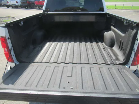 More photos of 2012 Chevrolet Silverado 1500 LT at Farris Motor - Jefferson City, TN