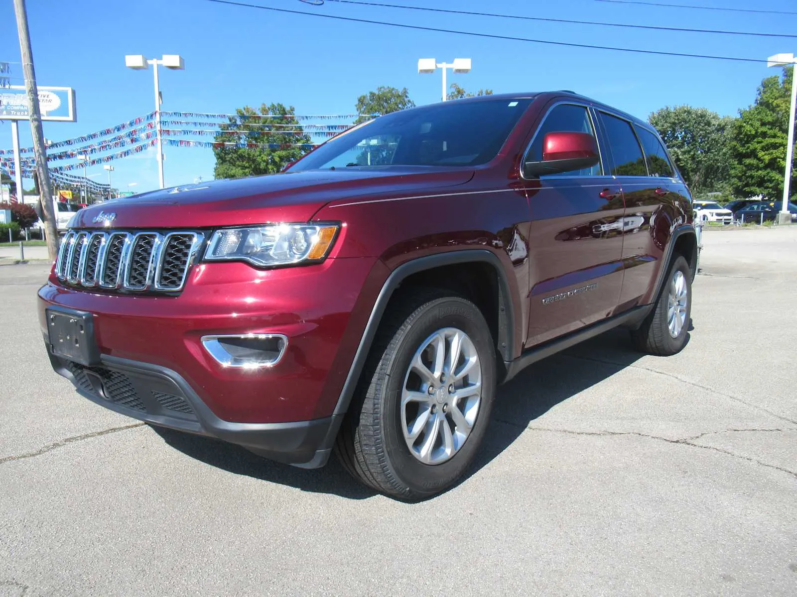 Red 2021 Jeep Grand Cherokee Laredo E for sale in Jefferson City, TN