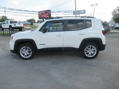 Photos of 2022 Jeep Renegade Latitude for sale in Jefferson City, TN at Farris Motor - Jefferson City
