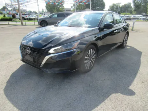 Black 2023 Nissan Altima 2.5 SV for sale in Jefferson City, TN