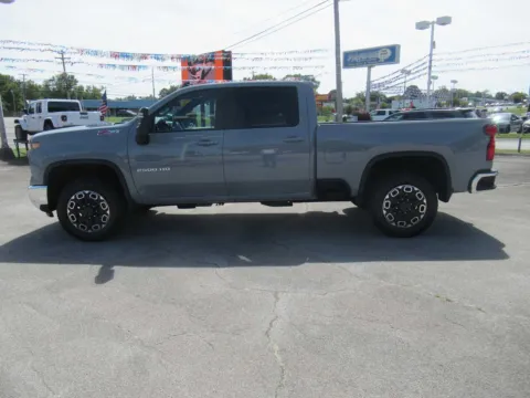 Photos of 2024 Chevrolet Silverado 2500HD LT for sale in Jefferson City, TN at Farris Motor - Jefferson City
