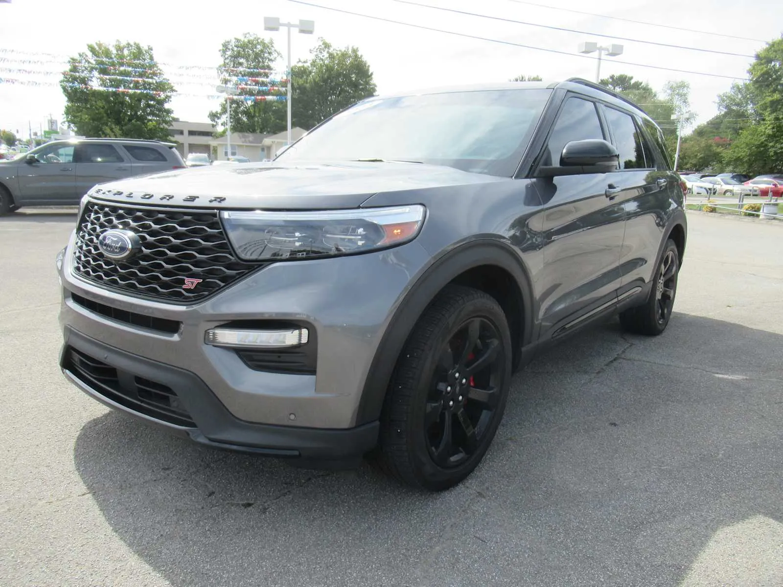 Gray 2023 Ford Explorer ST for sale in Jefferson City, TN