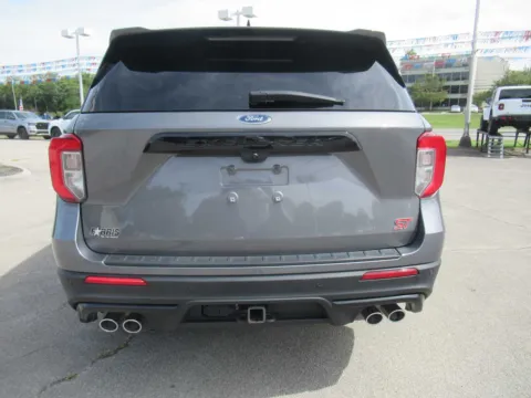 More photos of 2023 Ford Explorer ST at Farris Motor - Jefferson City, TN