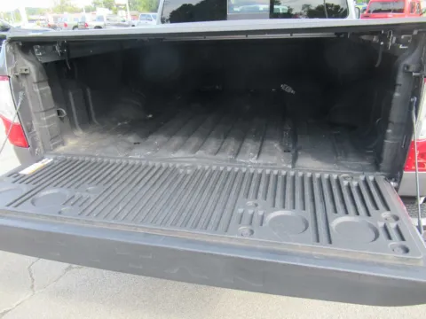 More photos of 2022 Nissan Titan SV at Farris Motor - Jefferson City, TN