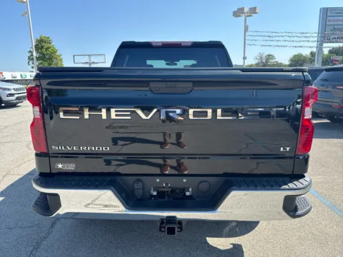 More photos of 2022 Chevrolet Silverado 1500 LTD LT at Farris Motor - Jefferson City, TN