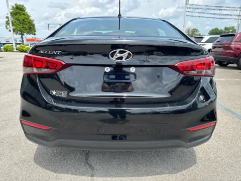 More photos of 2021 Hyundai Accent SE at Farris Motor - Jefferson City, TN