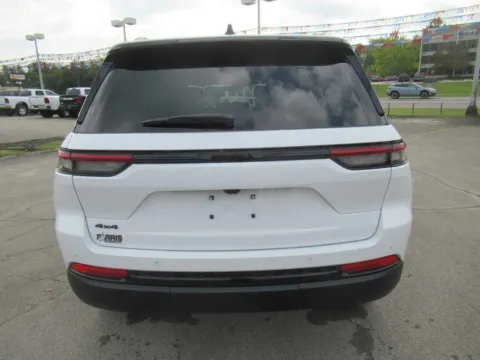 More photos of 2025 Jeep Grand Cherokee Altitude X at Farris Motor - Jefferson City, TN